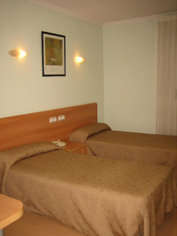 Hostal Madruga Elche Exteriör bild