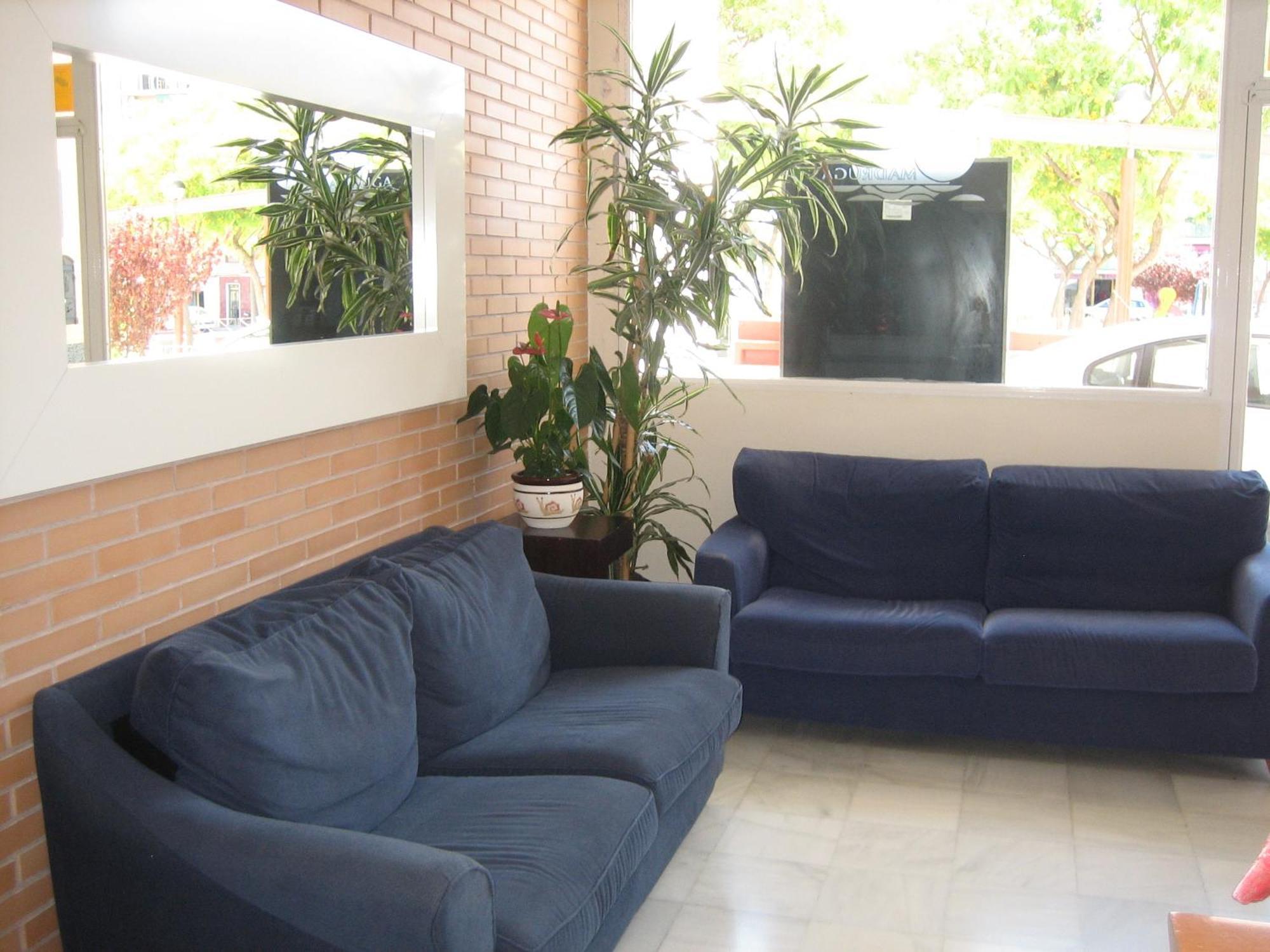 Hostal Madruga Elche Exteriör bild